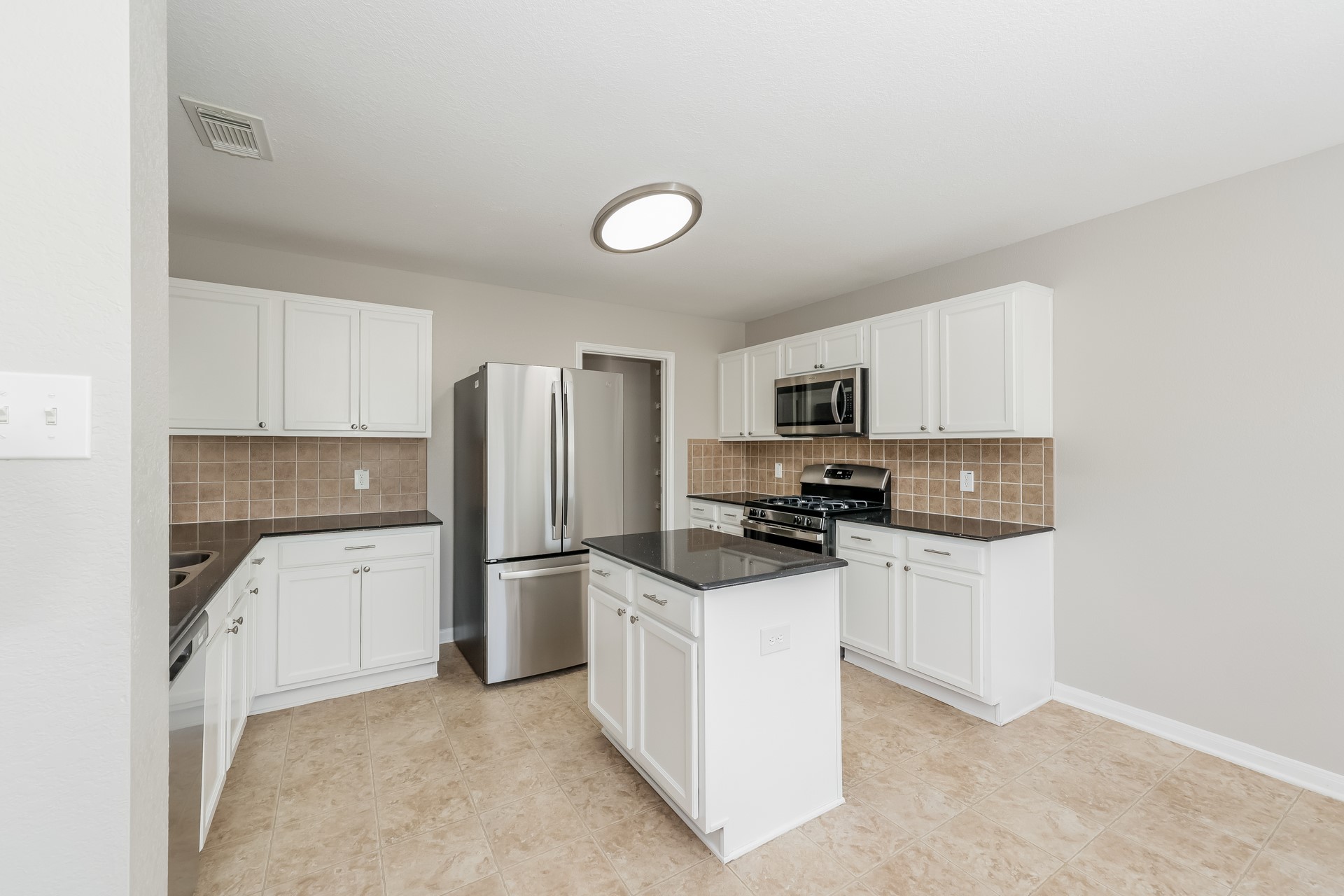 3330 Legends Mill Drive Spring, TX 77386 - Photo 9 of 17