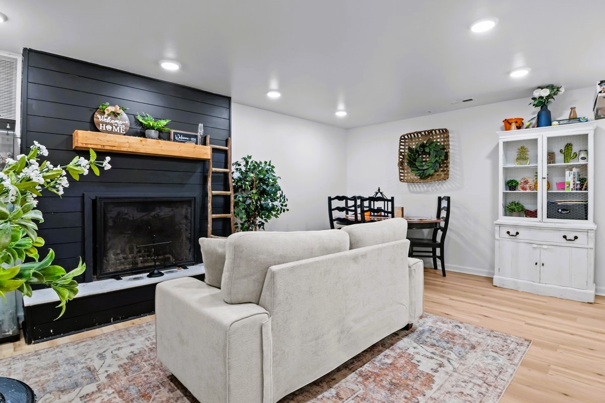1975 Kelly Road Holladay, TN 38341 - Photo 36 of 88 a living room with furniture and a fireplace