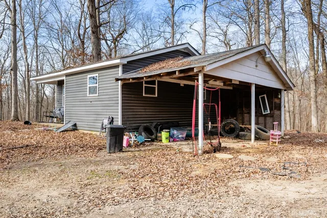 $699,000 | 1975 Kelly Road, Holladay, TN 38341