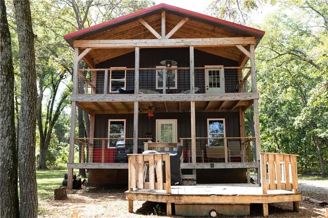 $200,000 | 33 East Sugar Lk Cove, Mound City, KS 66056