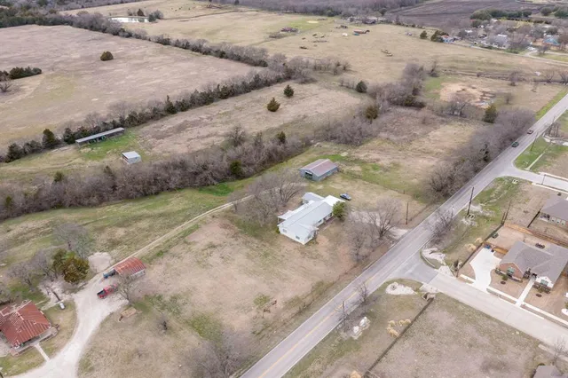 $3,250 | 1957 South Westmoreland Road, Glenn Heights, TX 75154