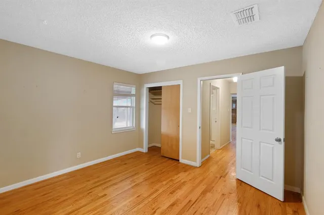 $3,250 | 1957 South Westmoreland Road, Glenn Heights, TX 75154