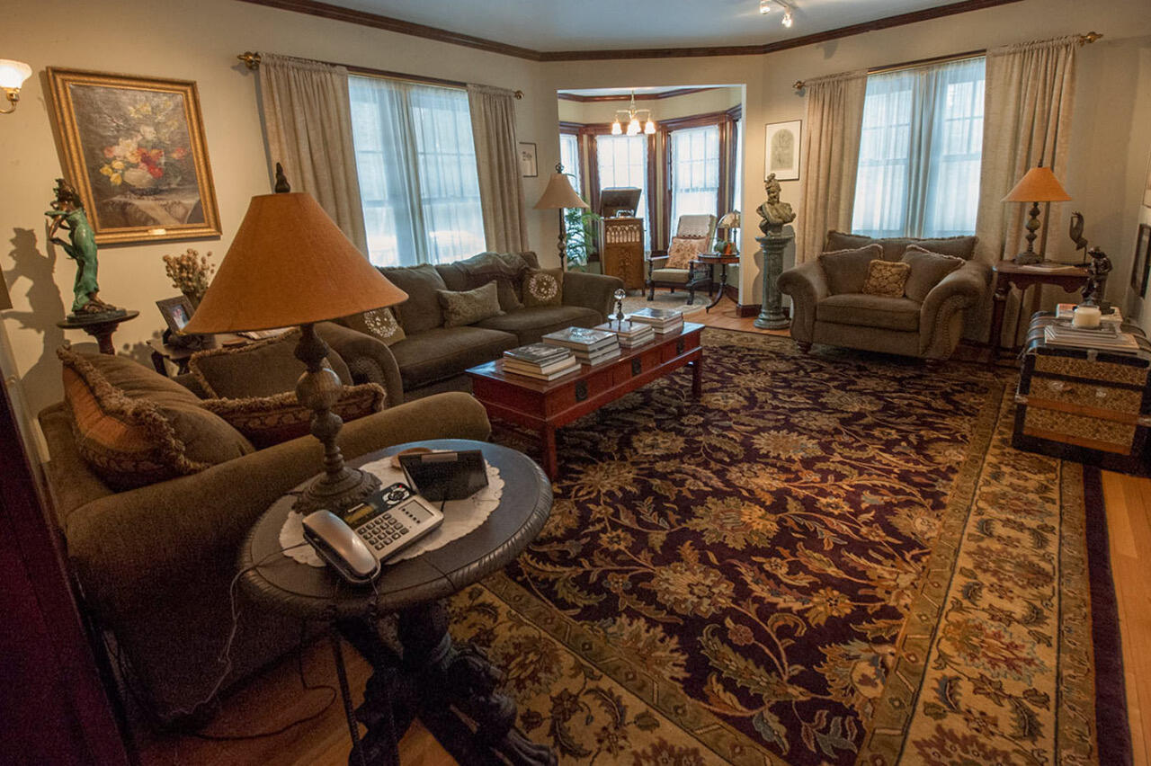 48 Oak Point Road Deer Isle, ME 04627 - Photo 12 of 57 livingroomwhitewalls