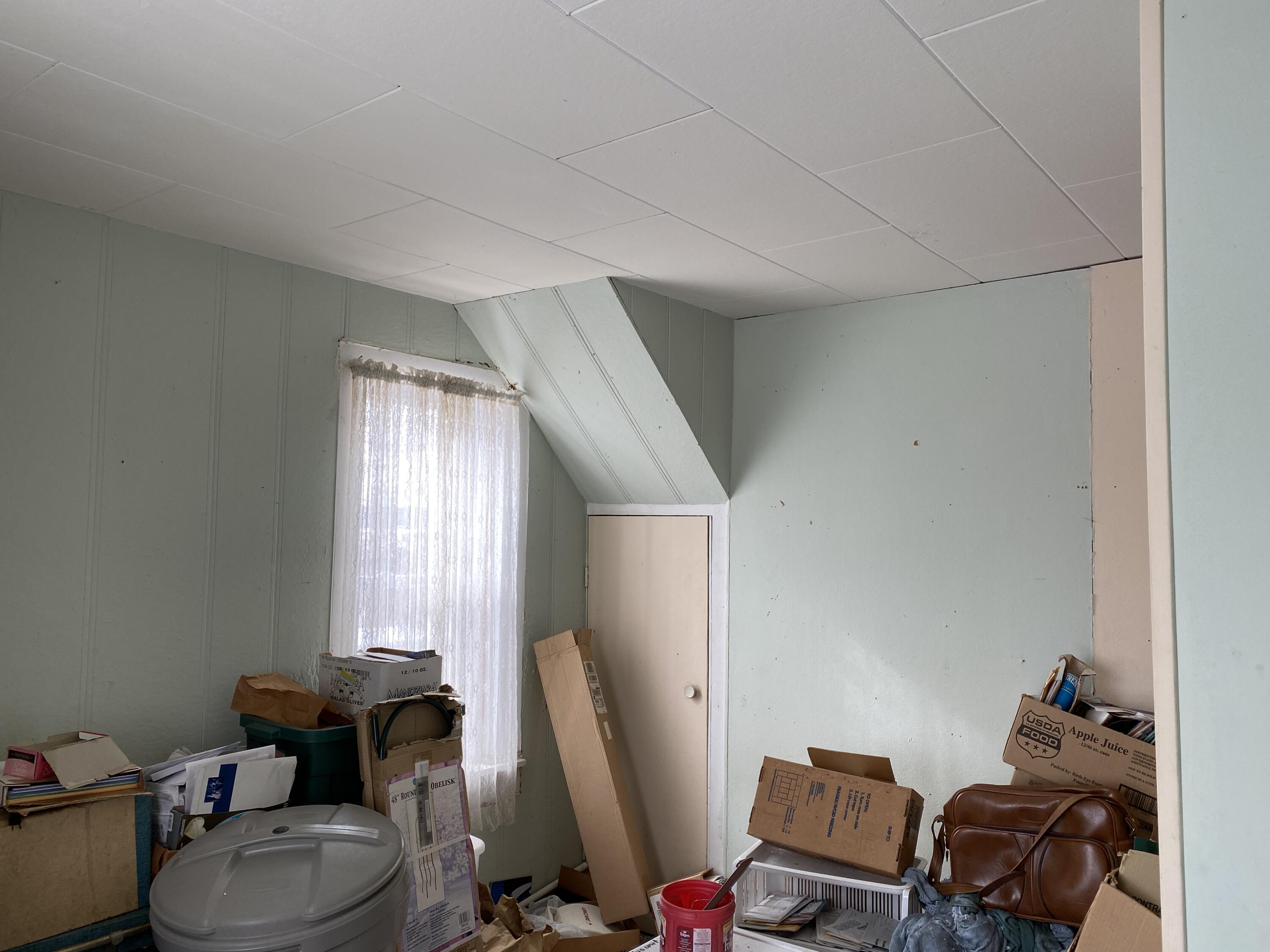 9515 Youngman Road Lakeview, MI 48850 - Photo 17 of 23 Bedroom