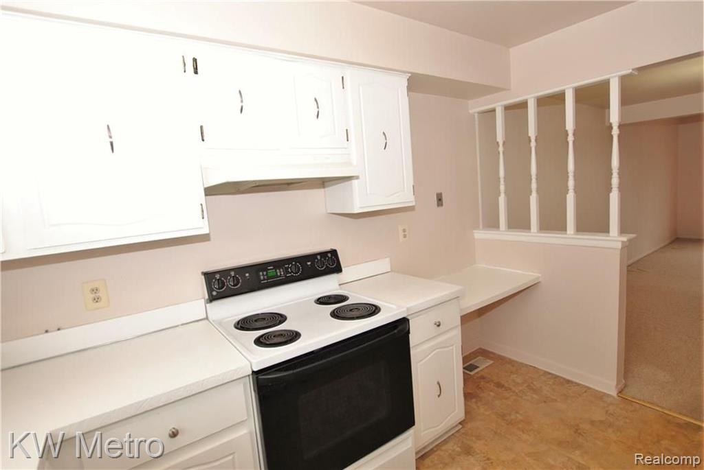 15948 West Eleven Mile Road Southfield, MI 48076 - Photo 7 of 21