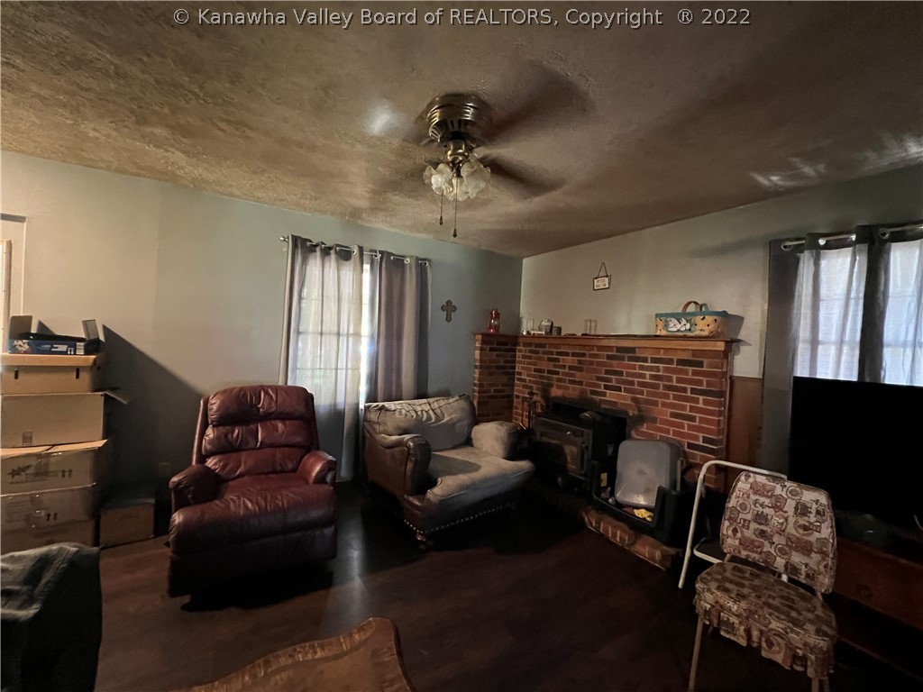 7614 Arbuckle Tribble Road Leon, WV 25123 - Photo 4 of 24 Gallery Image 4