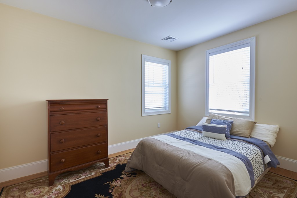 39 Barbara Road Newton, MA 02465 - Photo 11 of 19