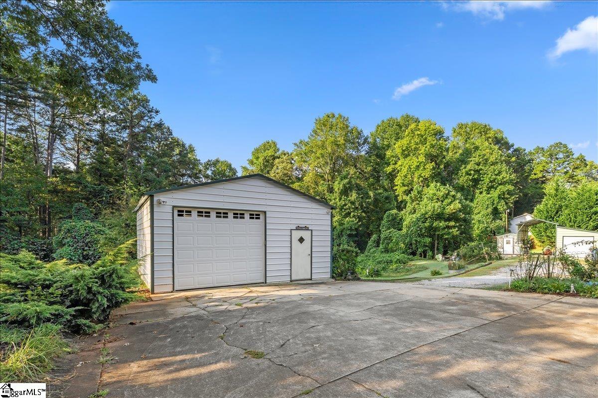 414 South Cove Road Seneca, SC 29672 - Photo 34 of 40