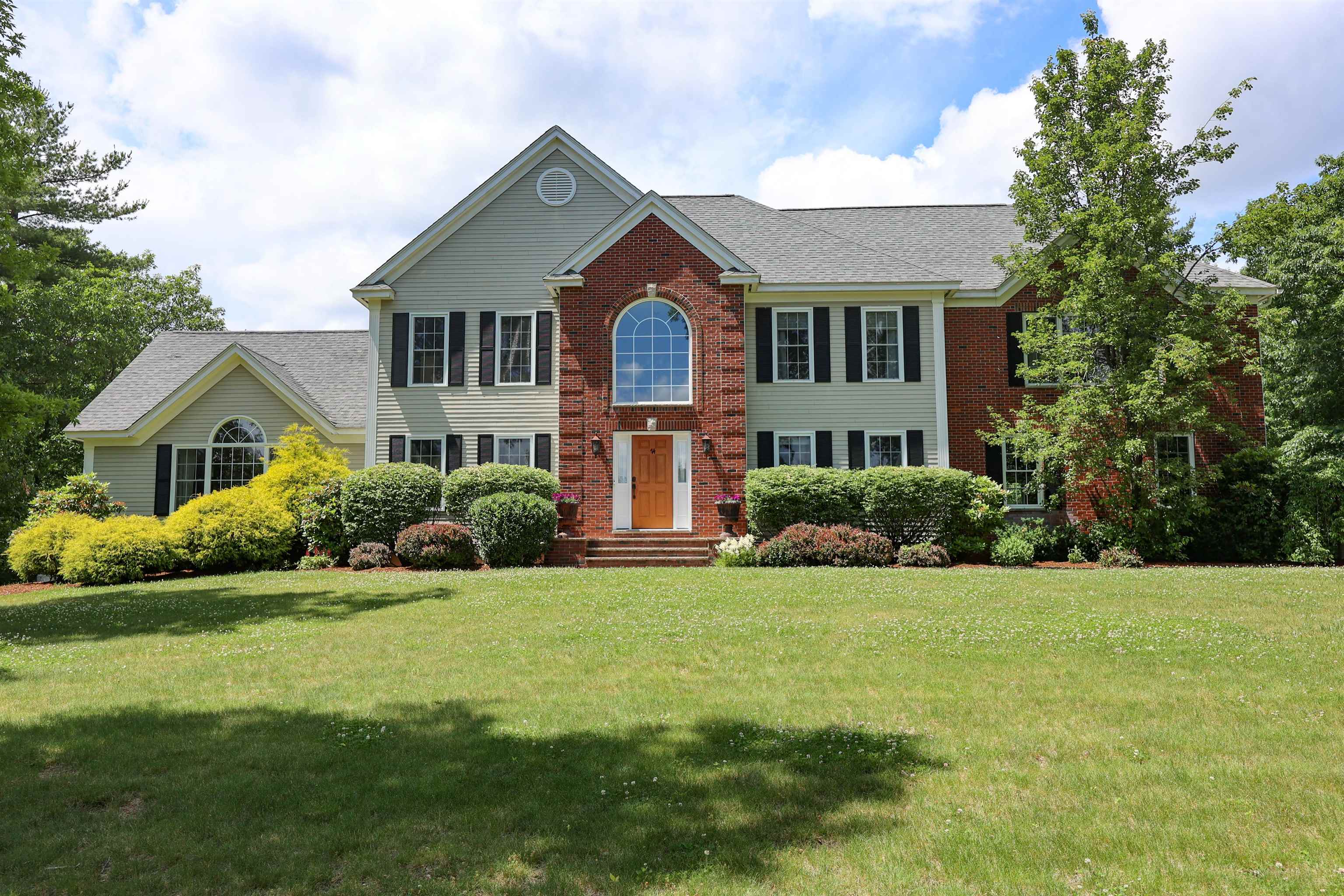 74 Heritage Hill Road Windham, NH 03087 - Photo 1 of 40