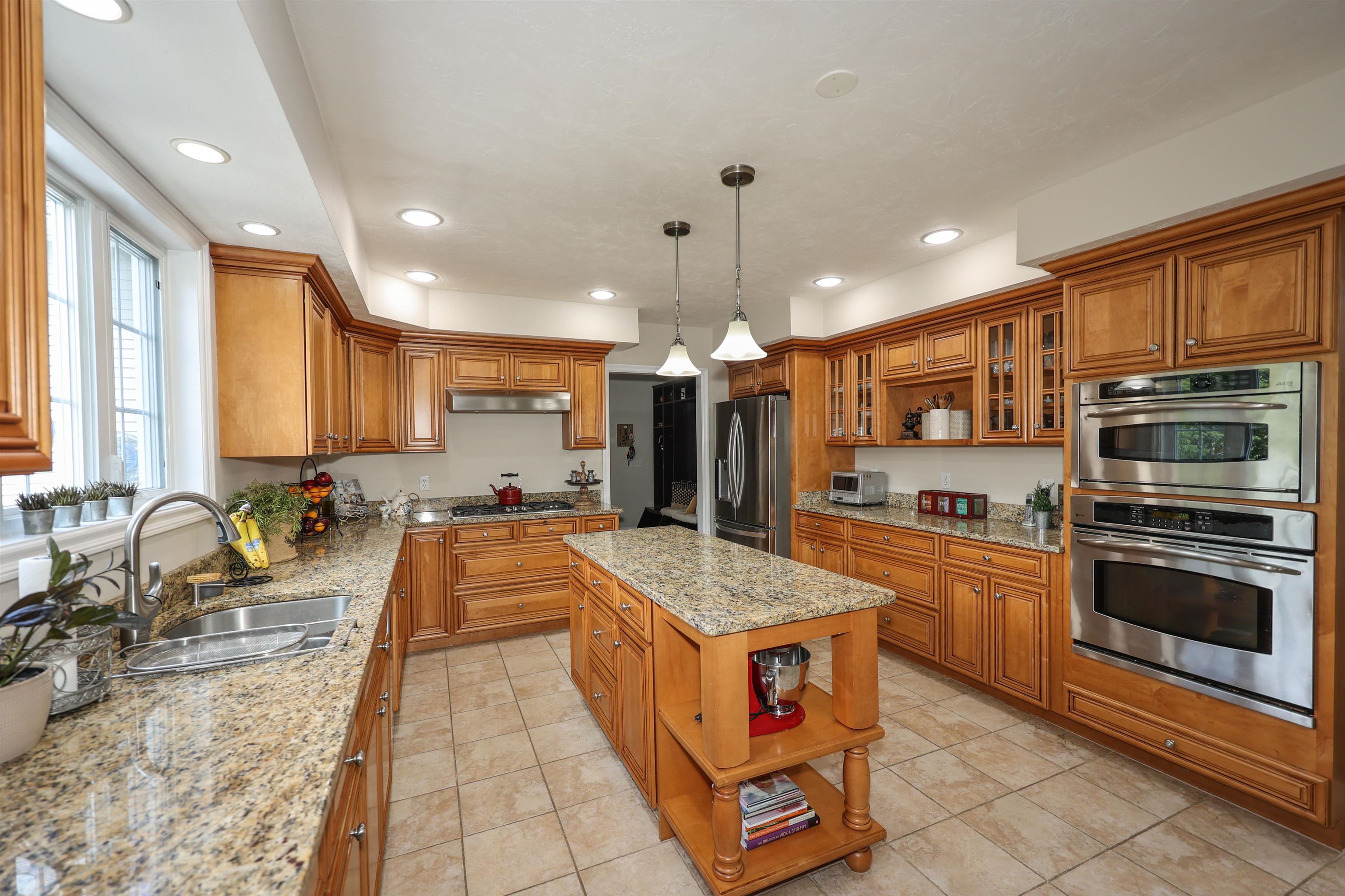 74 Heritage Hill Road Windham, NH 03087 - Photo 30 of 40