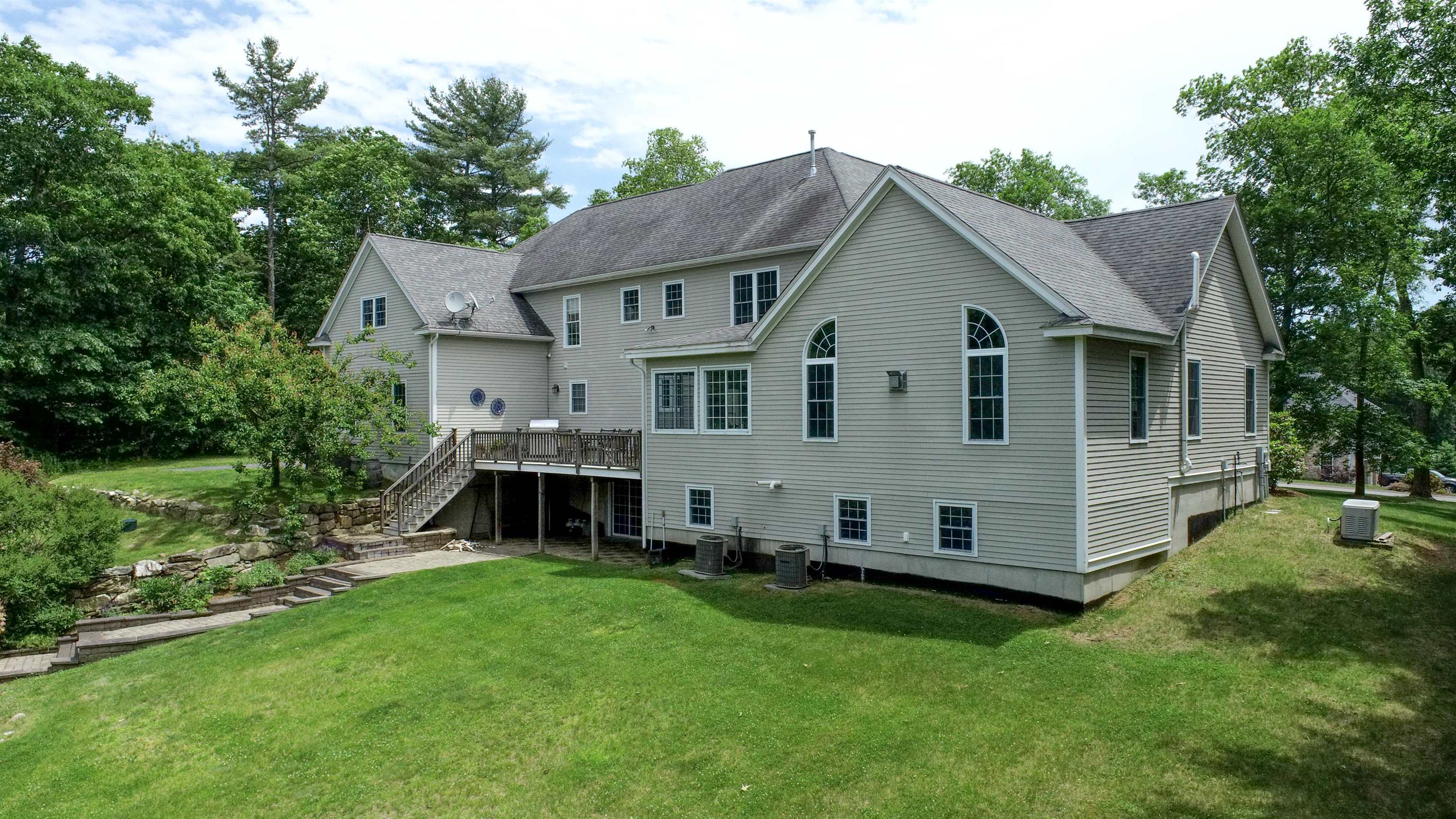 74 Heritage Hill Road Windham, NH 03087 - Photo 8 of 40