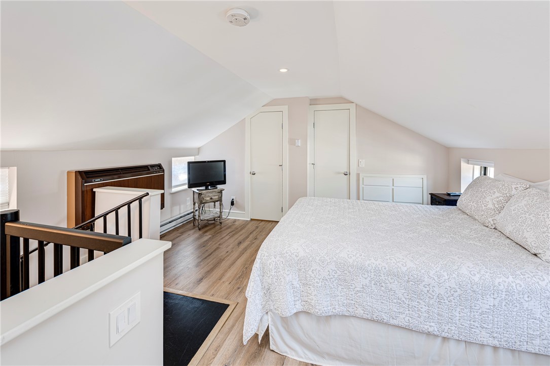 411 Thames Street, Unit 2 Newport, RI 02840 - Photo 9 of 16 Sleeping level