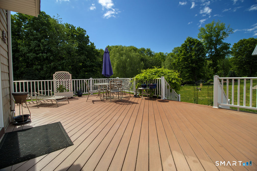 90 Town Line Road Plainville, CT 06062 - Photo 24 of 30