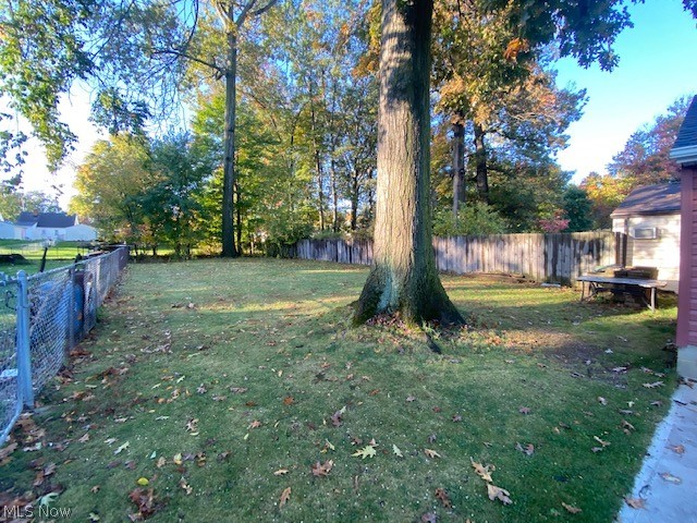 2117 Keystone Road Cleveland, OH 44134 - Photo 7 of 30