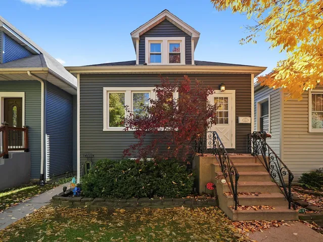 $429,900 | 6245 West Byron Street, Chicago, IL 60634