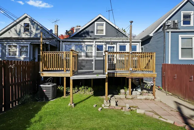 $429,900 | 6245 West Byron Street, Chicago, IL 60634