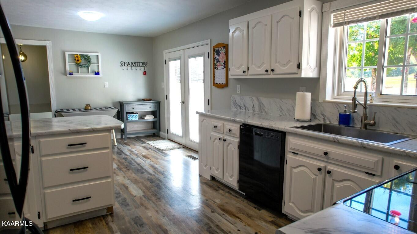 198 Ailor Gap Road Maynardville, TN 37807 - Photo 12 of 40 Kitchen