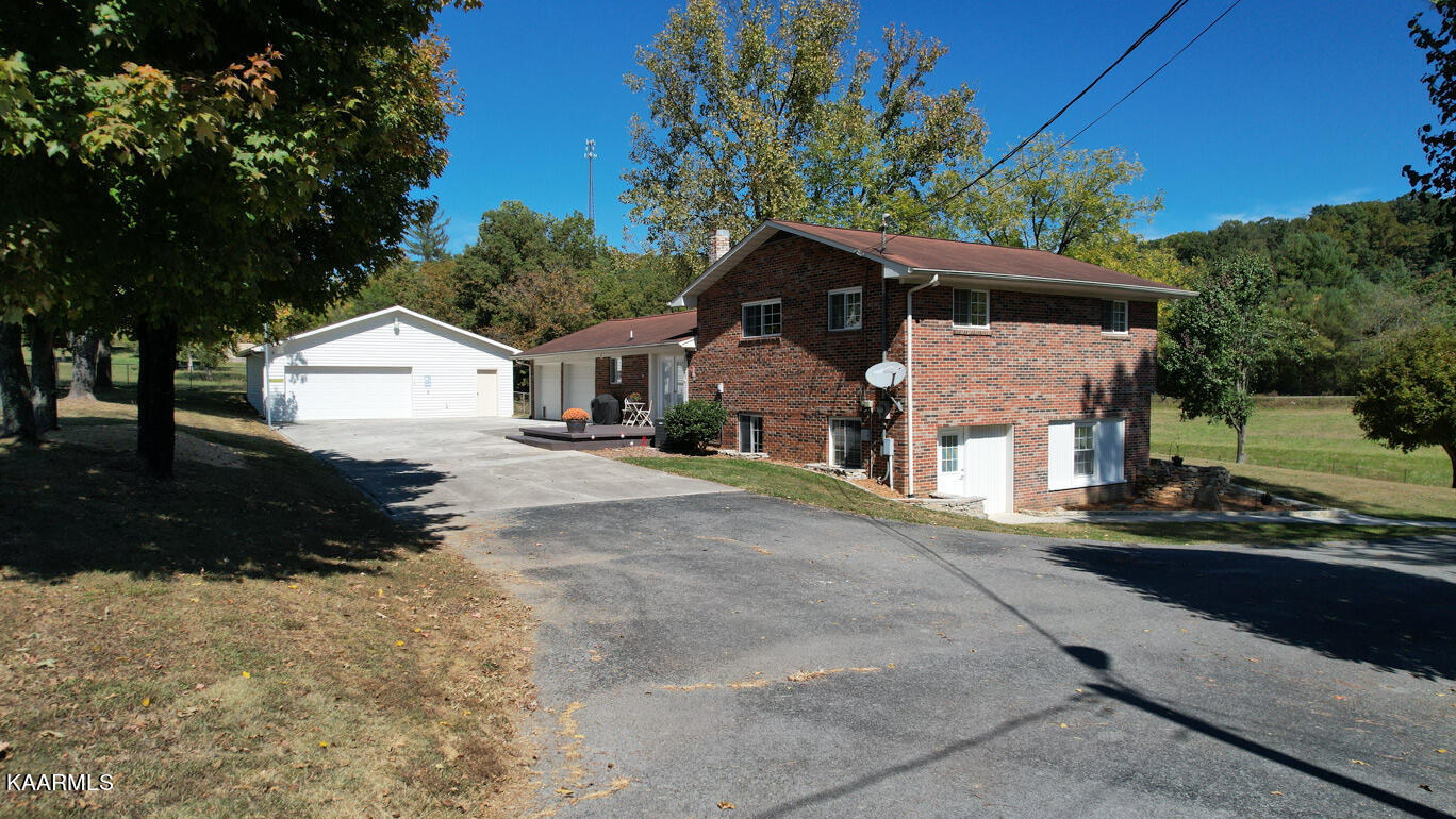198 Ailor Gap Road Maynardville, TN 37807 - Photo 3 of 40 Back