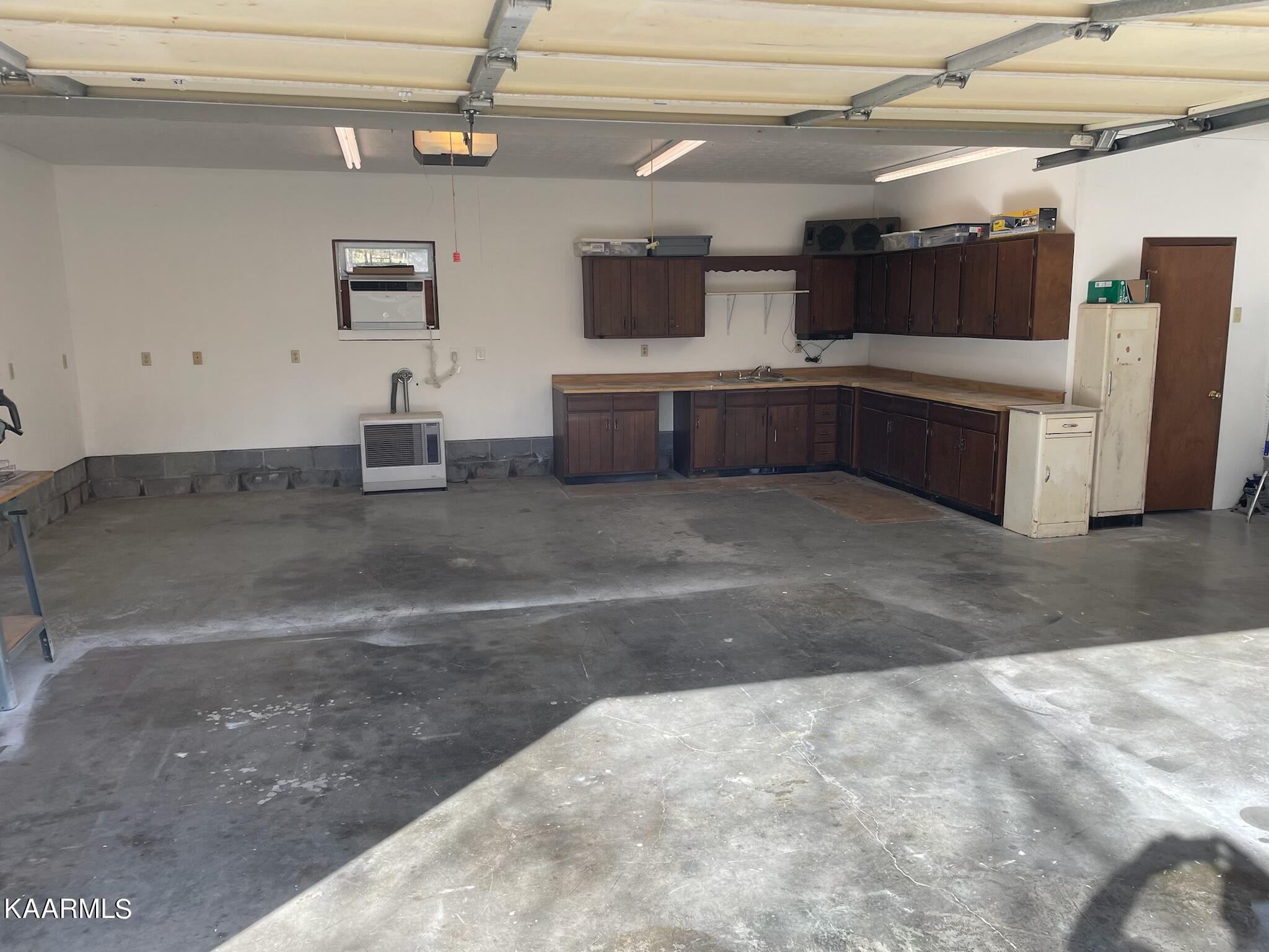 198 Ailor Gap Road Maynardville, TN 37807 - Photo 37 of 40 workshop