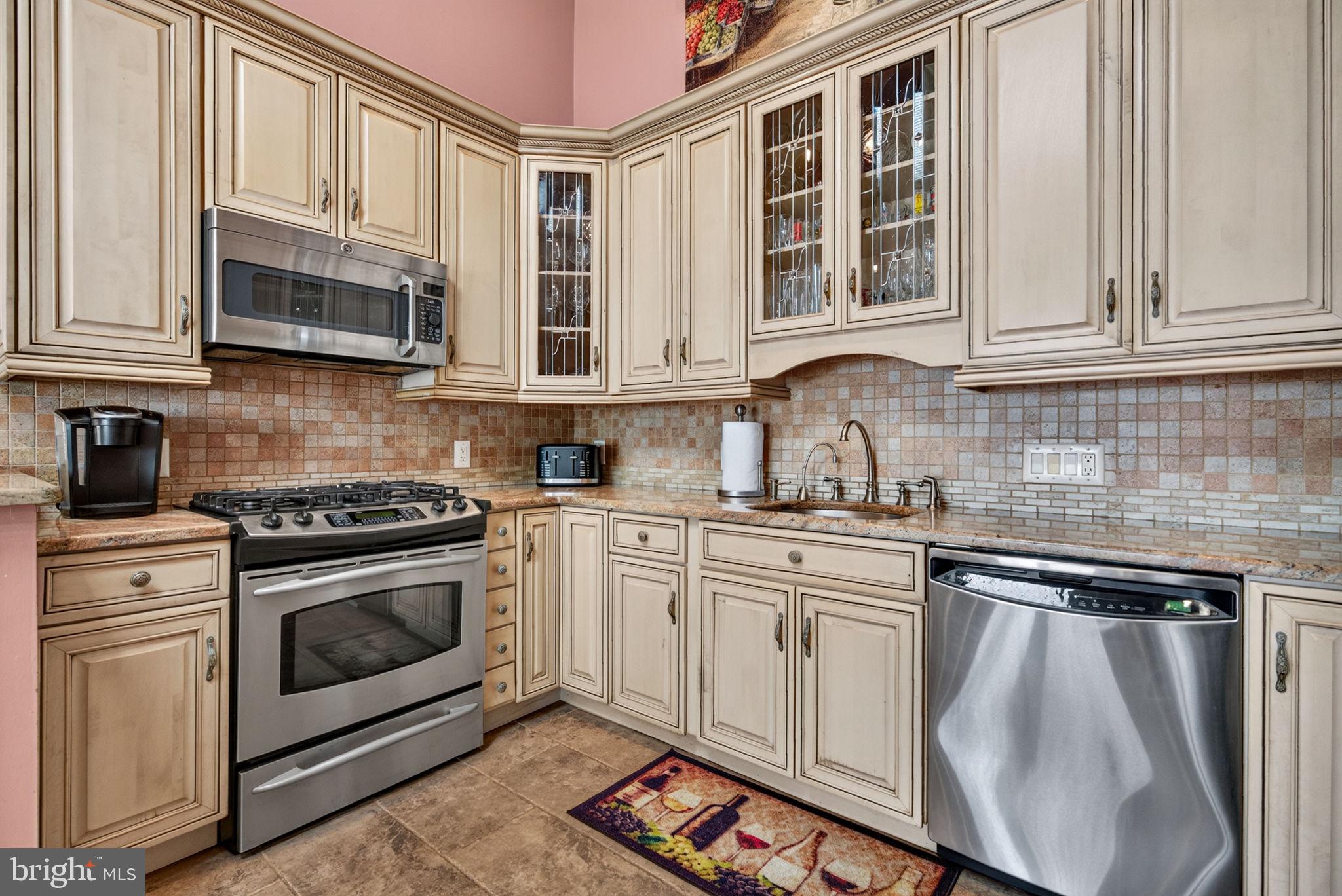 207 Sandringham Road Cherry Hill, NJ 08003 - Photo 16 of 56 Gallery Image 16