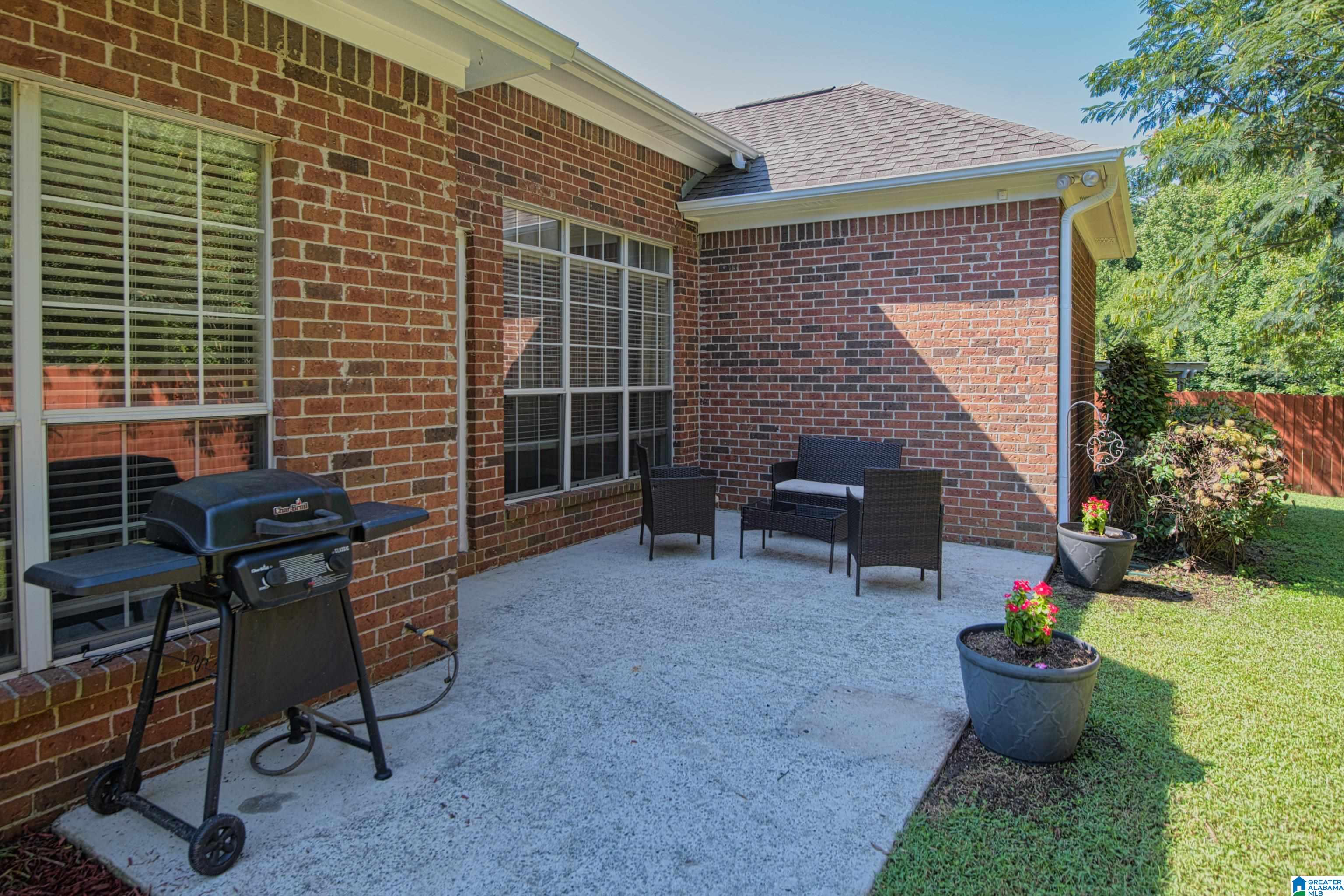 408 Enclave Circle Fultondale, AL 35068 - Photo 34 of 46