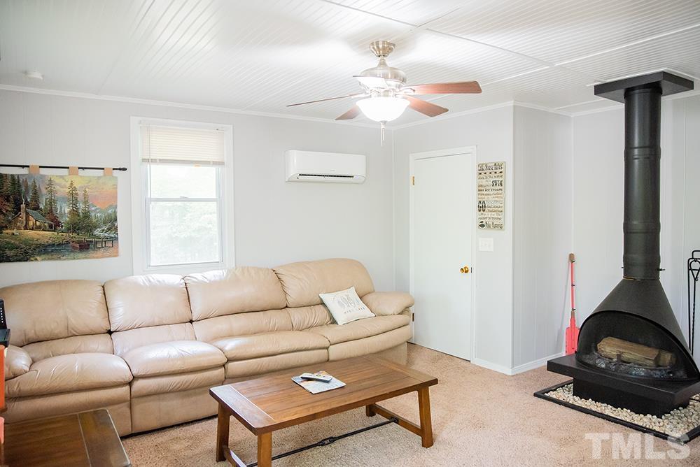 310 Robin Road Semora, NC 27343 - Photo 6 of 53 Gallery Image 6
