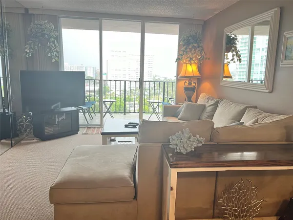 $3,000 | 101 Briny Avenue, Unit 1005, Pompano Beach, FL 33062