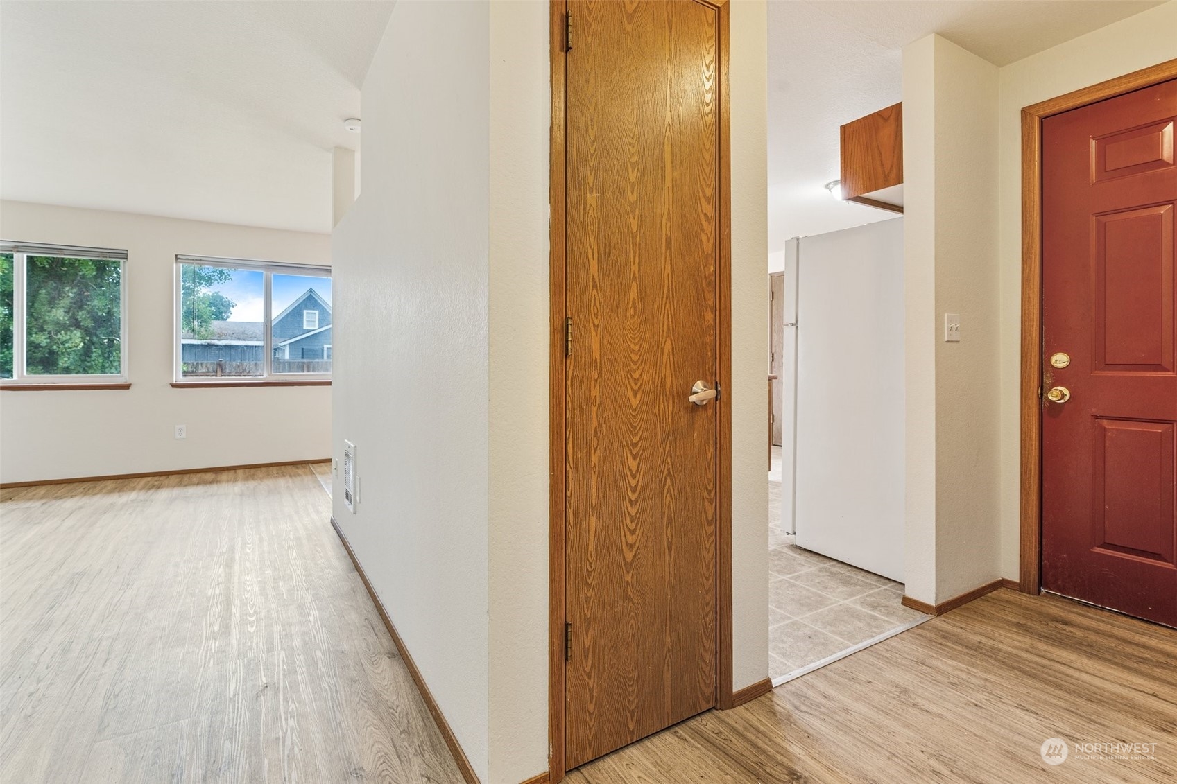 130 Southwest 10th Street Chehalis, WA 98532 - Photo 4 of 22 Gallery Image 4