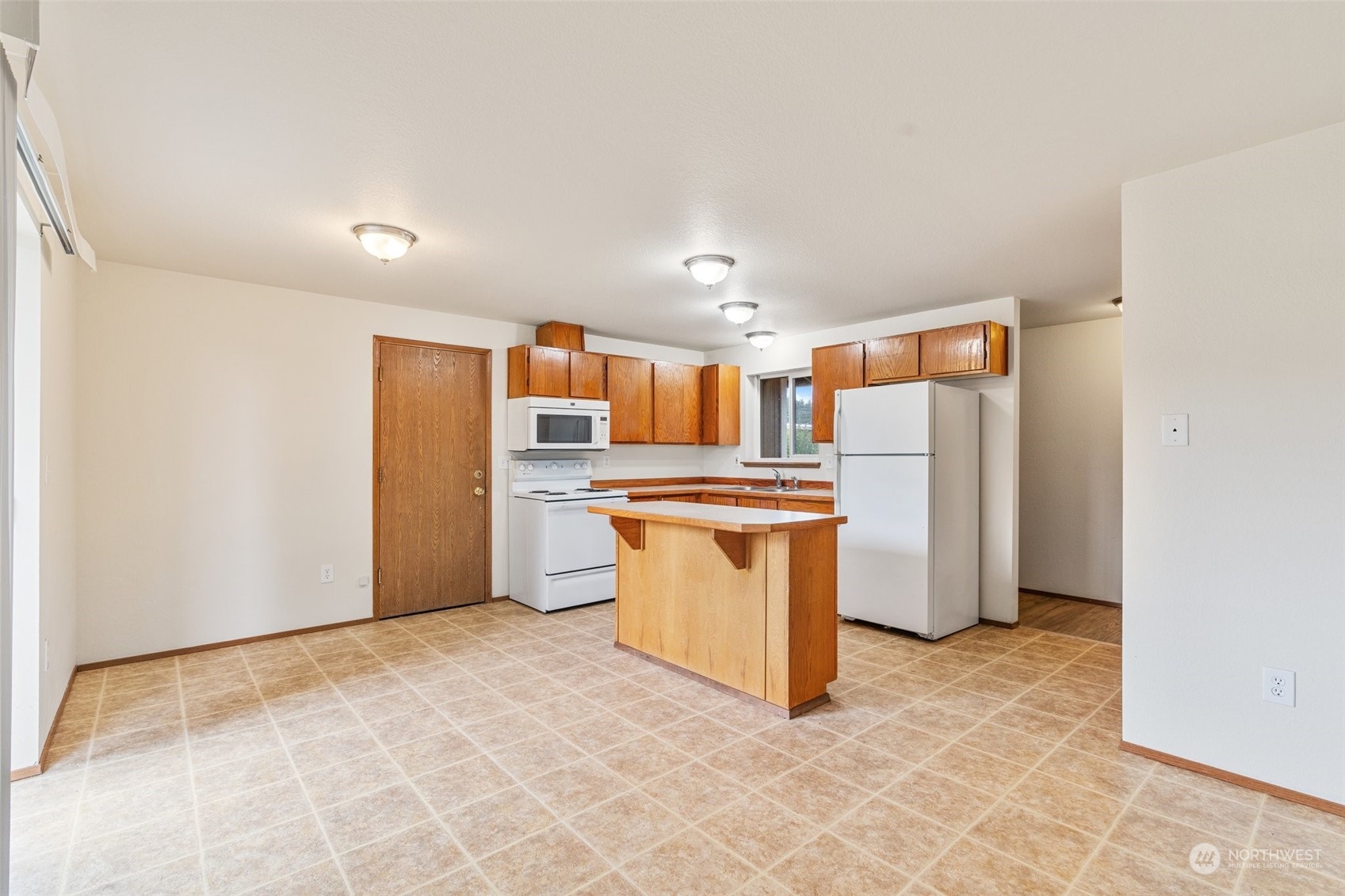 130 Southwest 10th Street Chehalis, WA 98532 - Photo 7 of 22 Gallery Image 7
