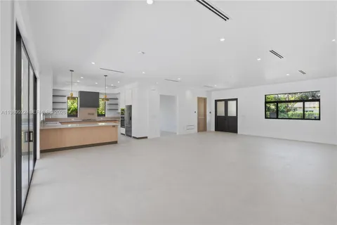 $2,736,000 | 6221 Southwest 60th Street, South Miami, FL 33143