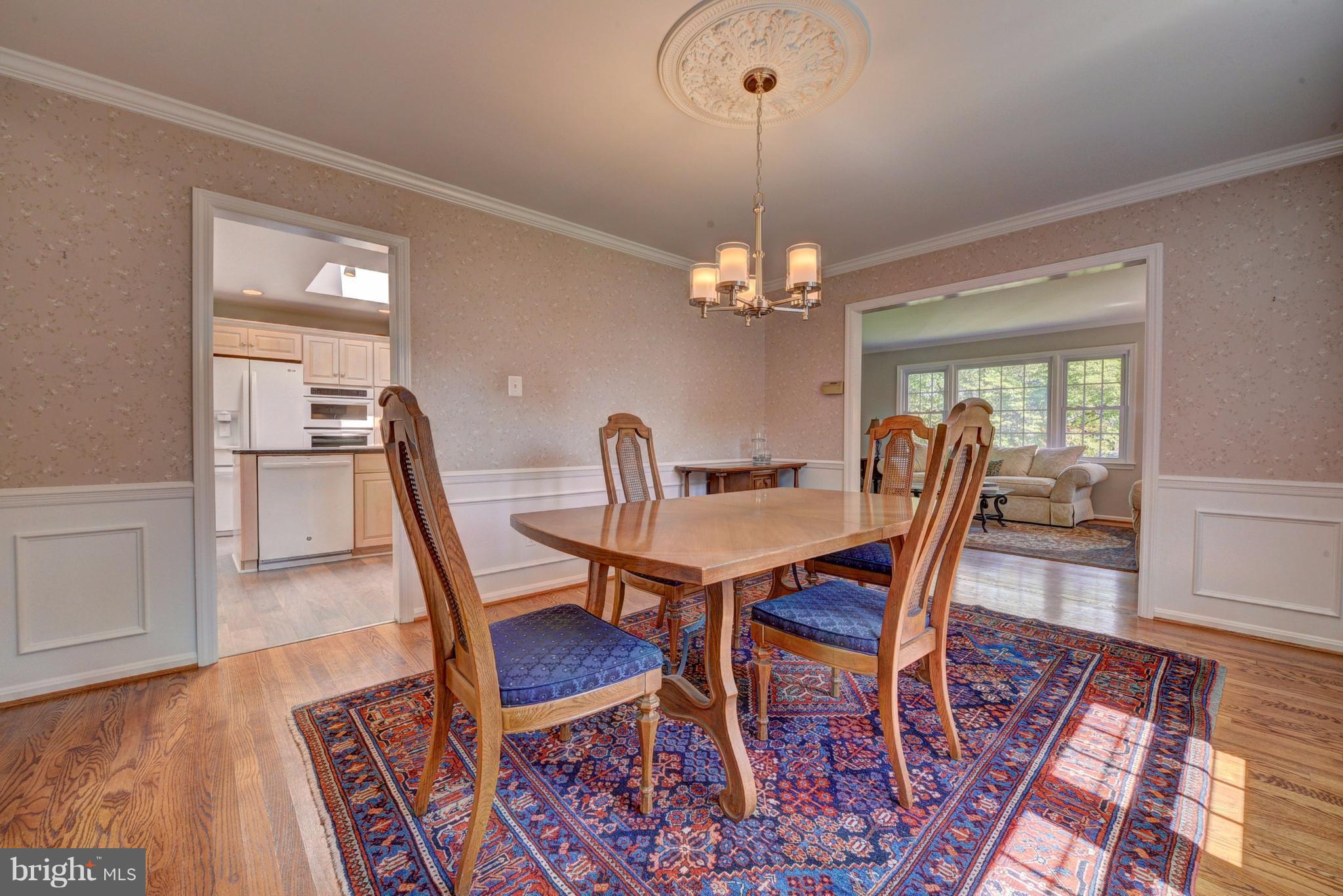 10406 Huntrace Way Vienna, VA 22182 - Photo 17 of 29 Dining Room