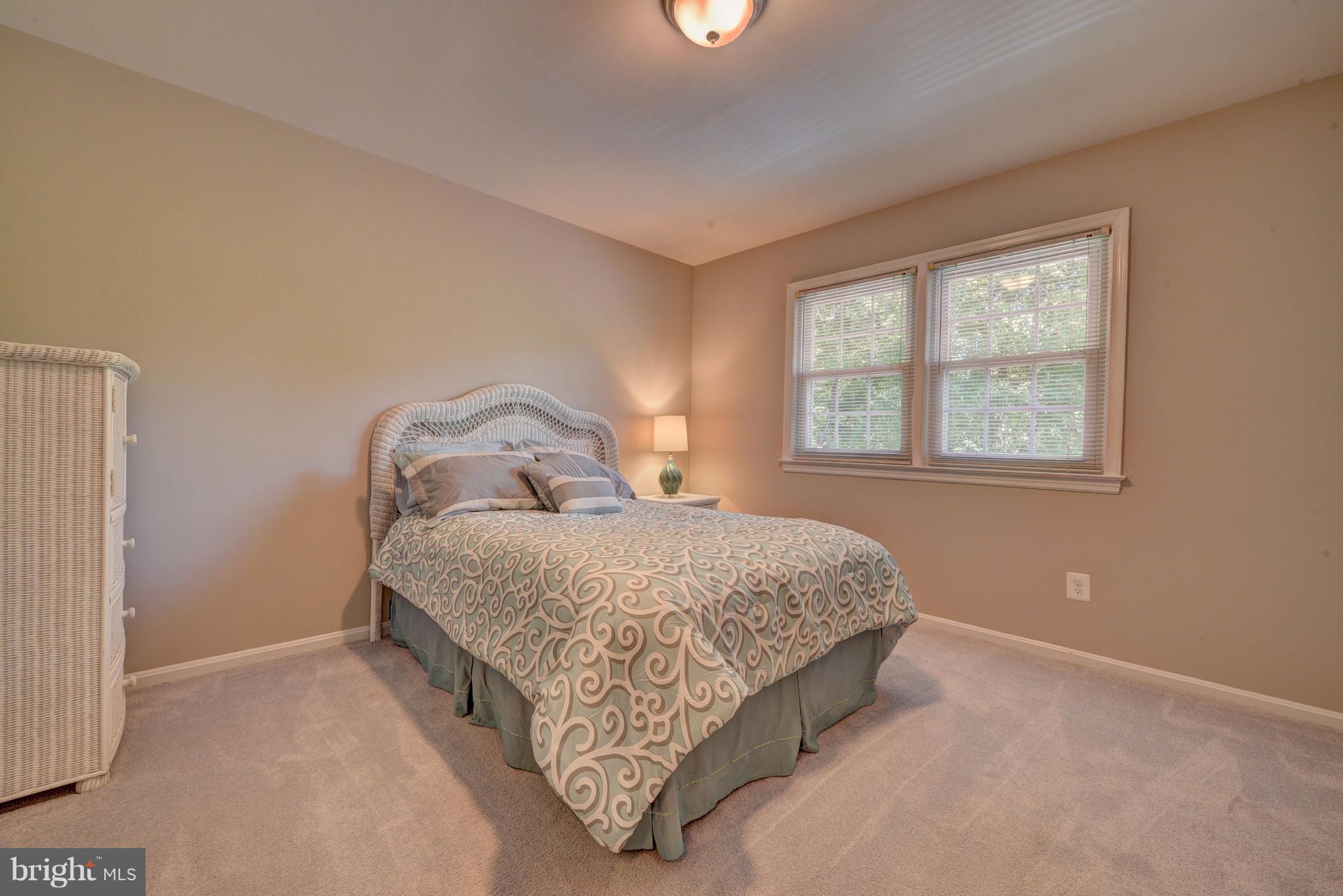 10406 Huntrace Way Vienna, VA 22182 - Photo 23 of 29 Bedroom