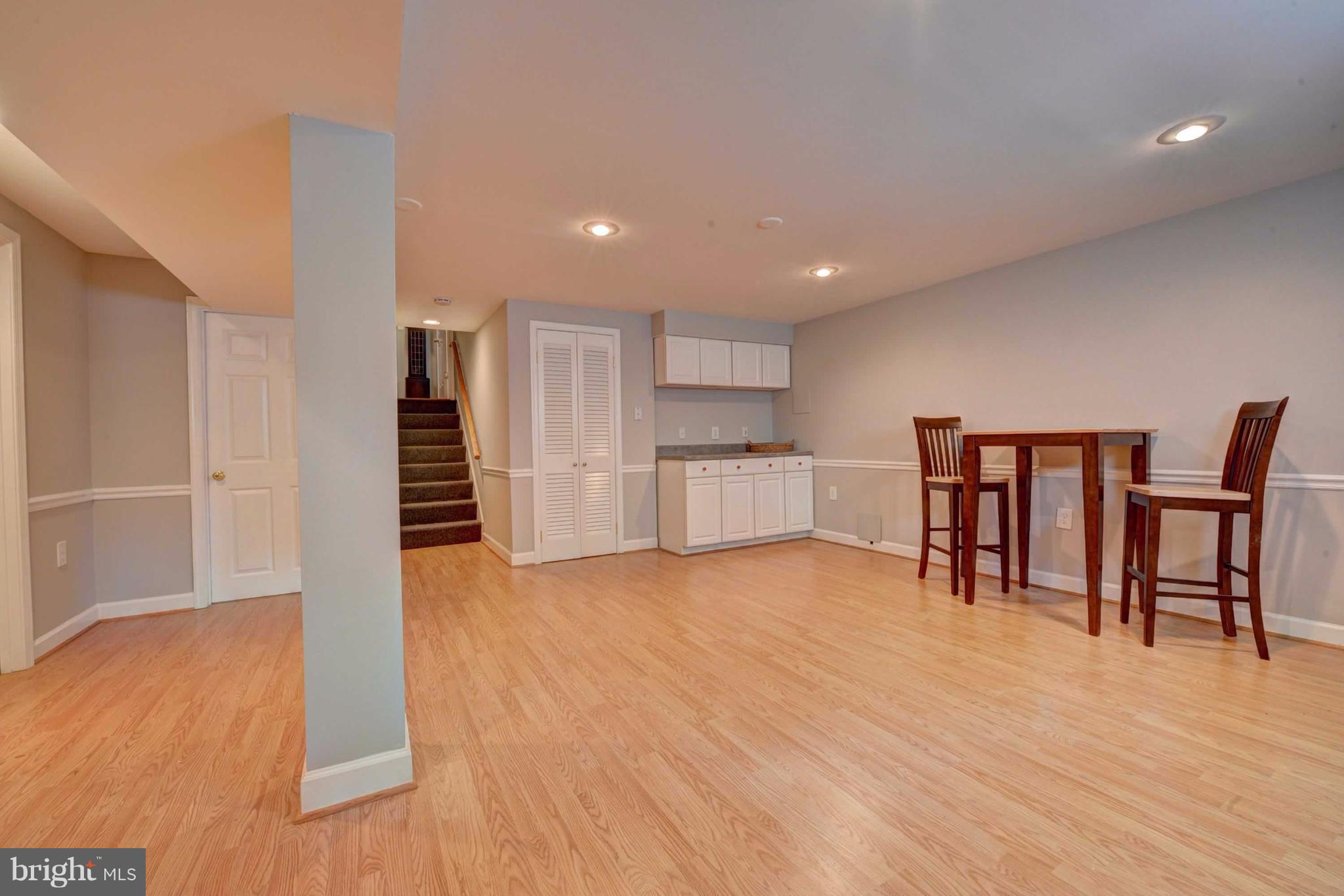 10406 Huntrace Way Vienna, VA 22182 - Photo 28 of 29 Extra space