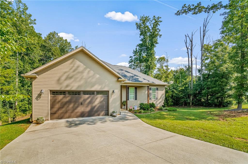 3115 Clear Ridge Drive Trinity, NC 27370 - Photo 31 of 32