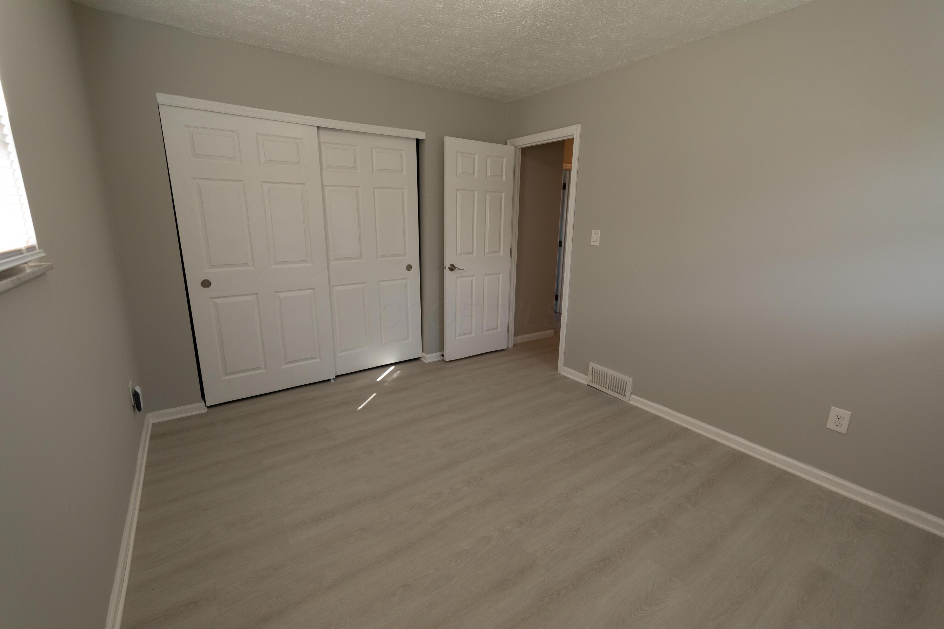 2114 Baldwin Road Reynoldsburg, OH 43068 - Photo 28 of 34 Bedroom 3