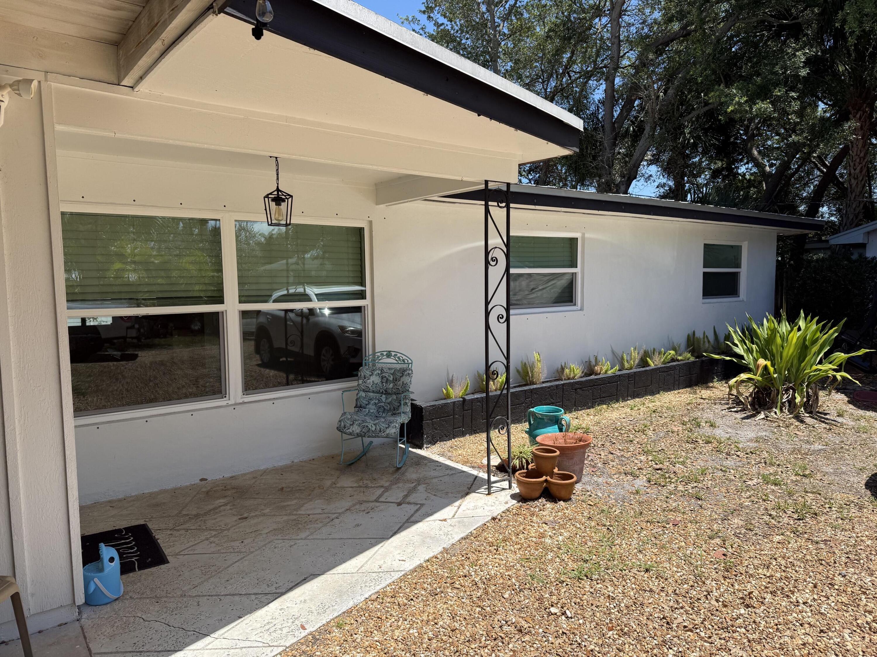 1511 Seabrook Road Jupiter, FL 33469 - Photo 8 of 15 8