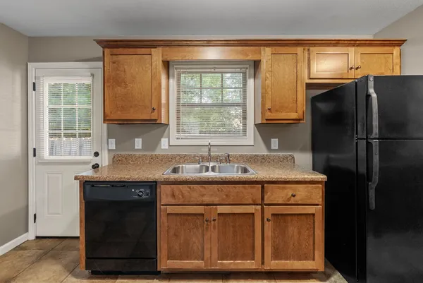 $1,150 | 1762 Spring Water Drive, Unit A, Clarksville, TN 37040