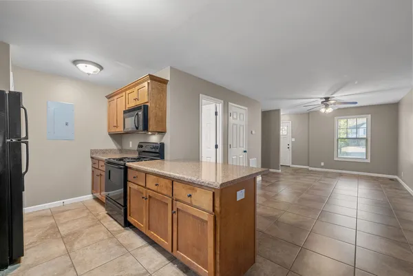 $1,150 | 1762 Spring Water Drive, Unit A, Clarksville, TN 37040