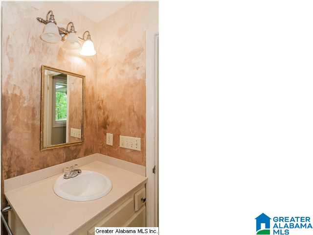 3348 Hermitage Road Birmingham, AL 35223 - Photo 17 of 32