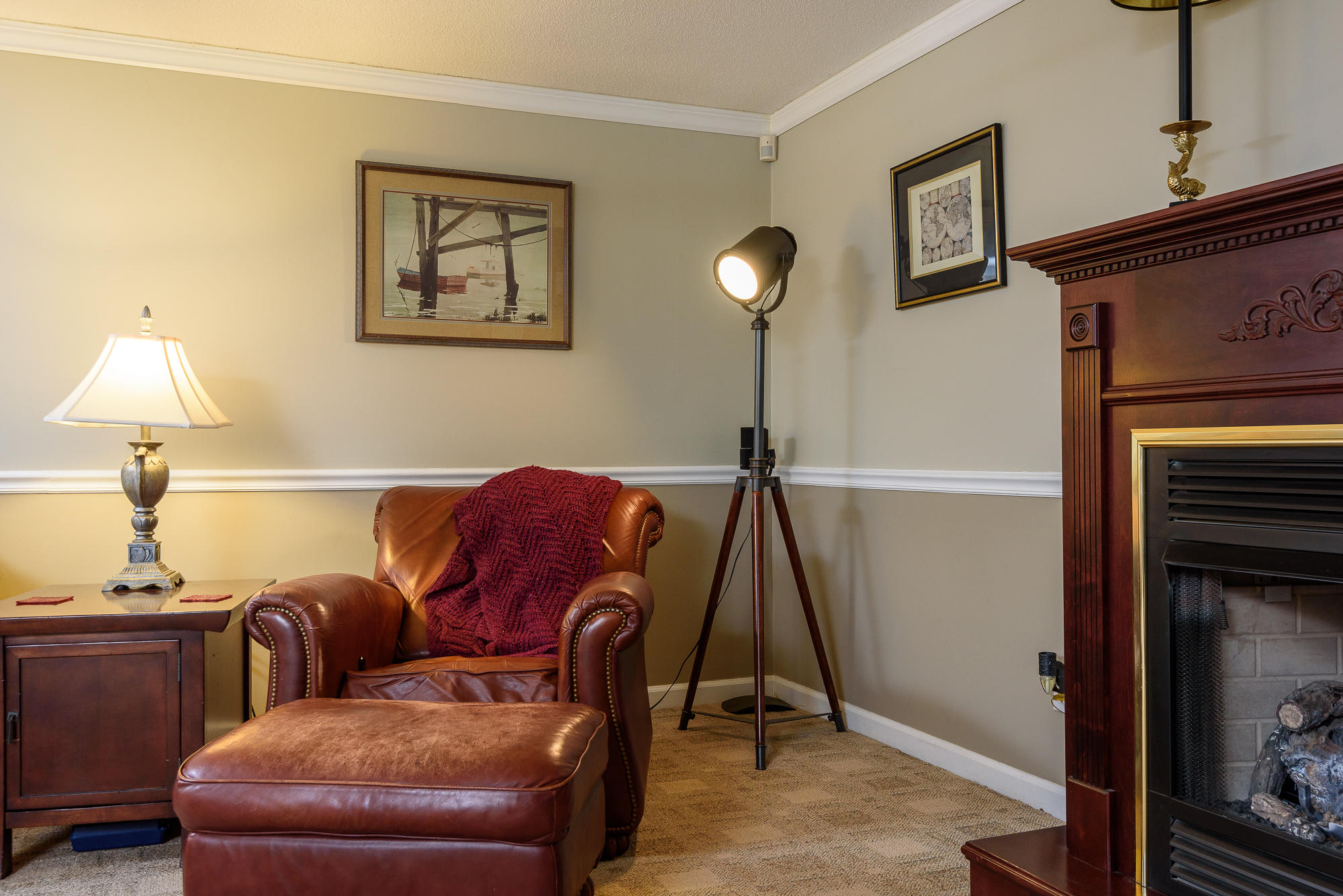 10926 Harbor Road North Soddy Daisy, TN 37379 - Photo 23 of 36 DEN / FAMILY ROOM