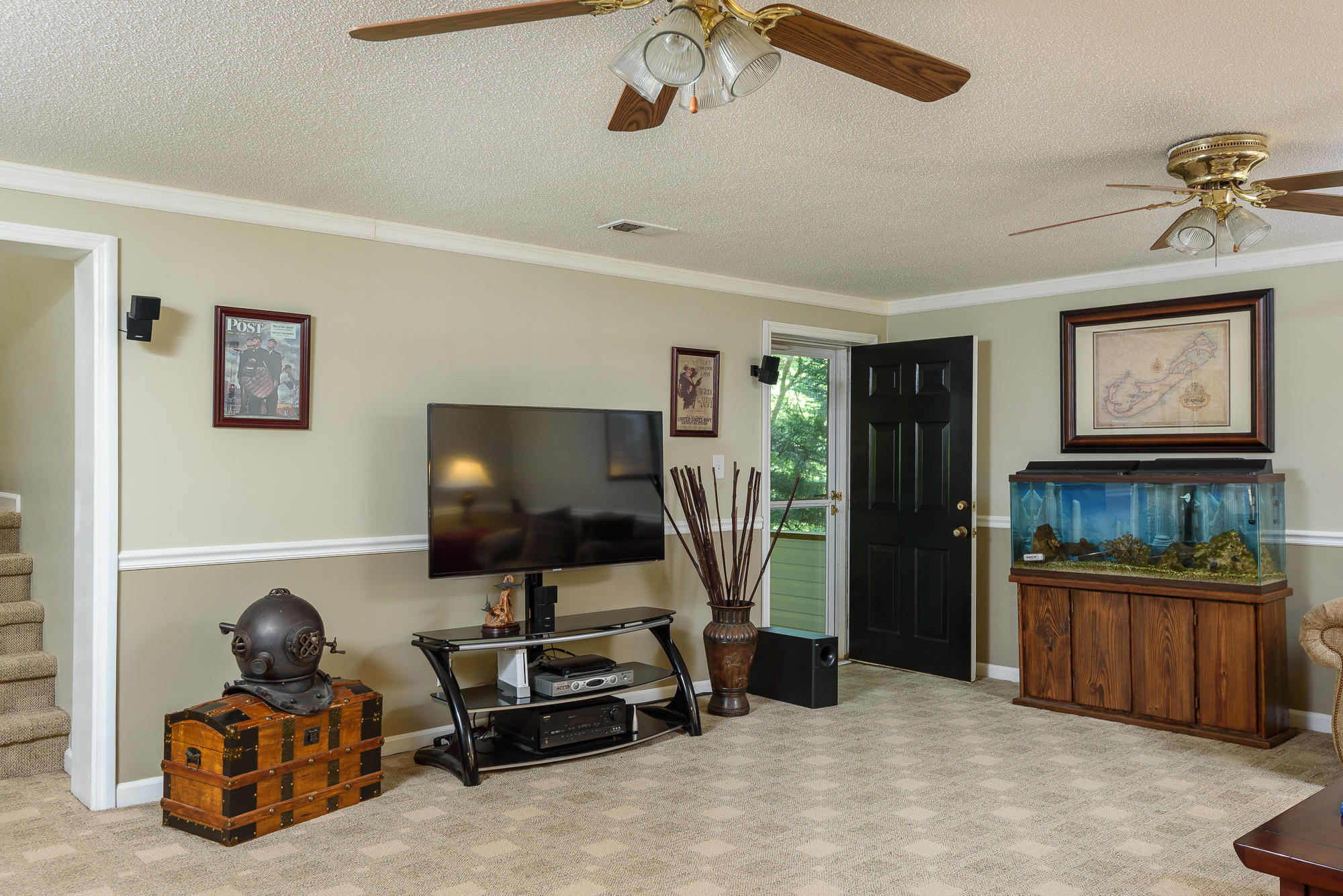 10926 Harbor Road North Soddy Daisy, TN 37379 - Photo 24 of 36 DEN / FAMILY ROOM