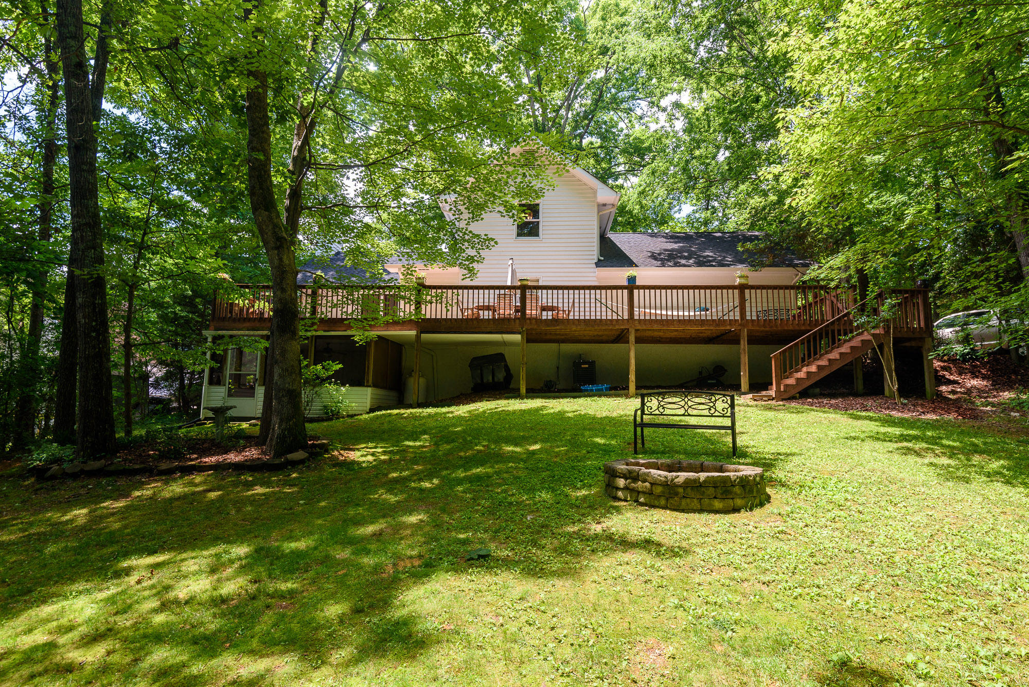 10926 Harbor Road North Soddy Daisy, TN 37379 - Photo 33 of 36 HUGH PRIVATE YARD