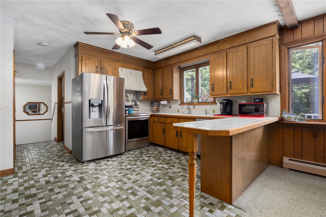 148 Town Farm Road Coventry, RI 02816 - Photo 13 of 32
