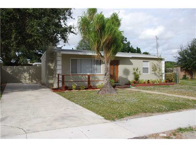 409 Beech Road West Palm Beach, FL 33409 - Photo 1 of 8 Primary Photo