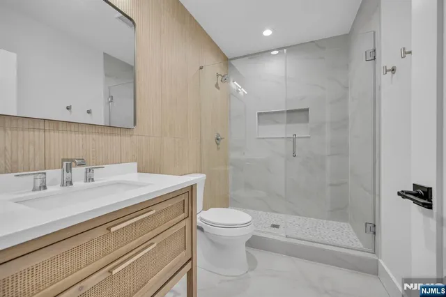 $2,799,000 | 7 Canterbury Lane, Short Hills, NJ 07078