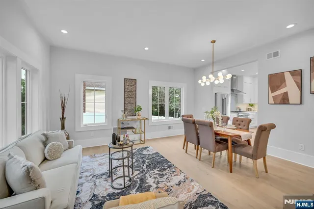 $2,799,000 | 7 Canterbury Lane, Short Hills, NJ 07078