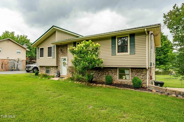 $278,000 | 147 Hillcrest Circle, Jonesborough, TN 37659
