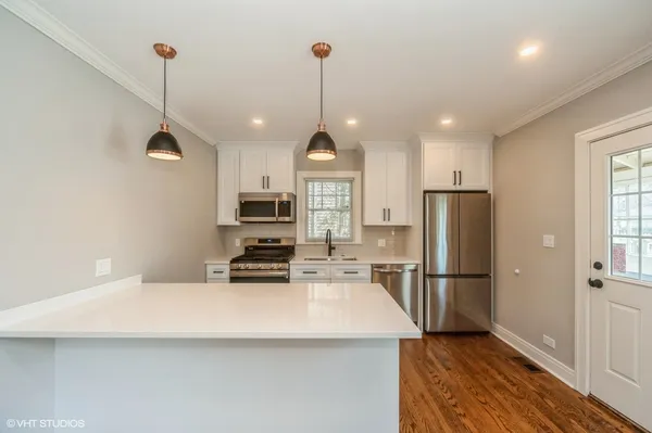 $4,000 | 114 Michigan Avenue, Highwood, IL 60040