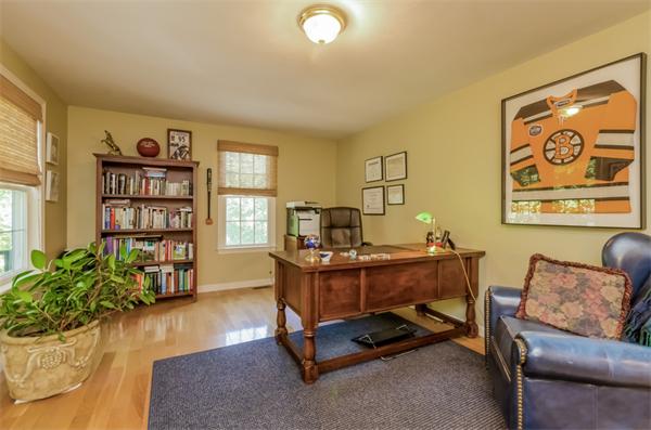 23 Columbia Road Marblehead, MA 01945 - Photo 12 of 22 Gallery Image 12
