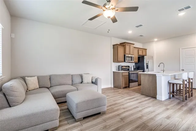 $2,050 | 3222 Patrick Street, Wylie, TX 75098